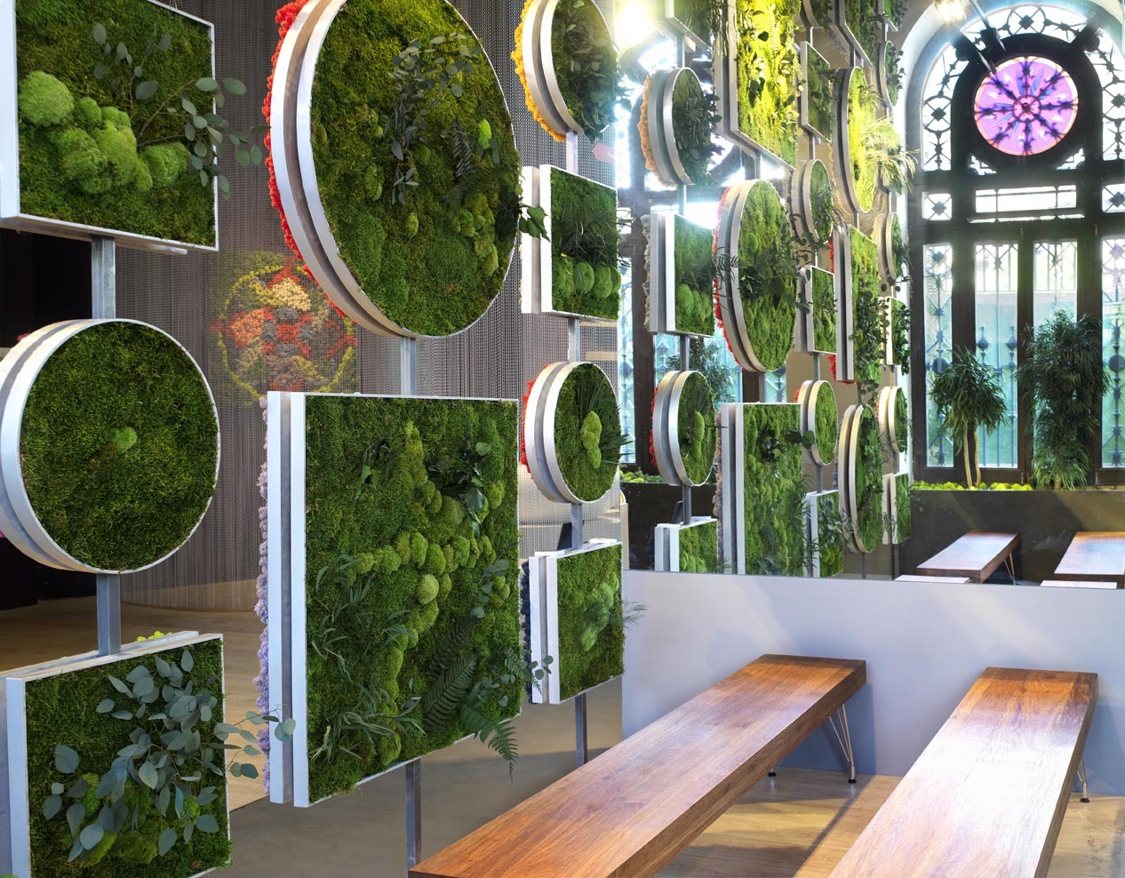 Geniales jardines verticales artificiales para tu casa 2
