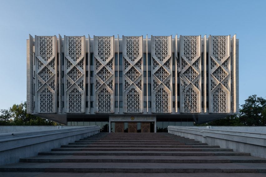 Explorando la Arquitectura Modernista de Tashkent. 2